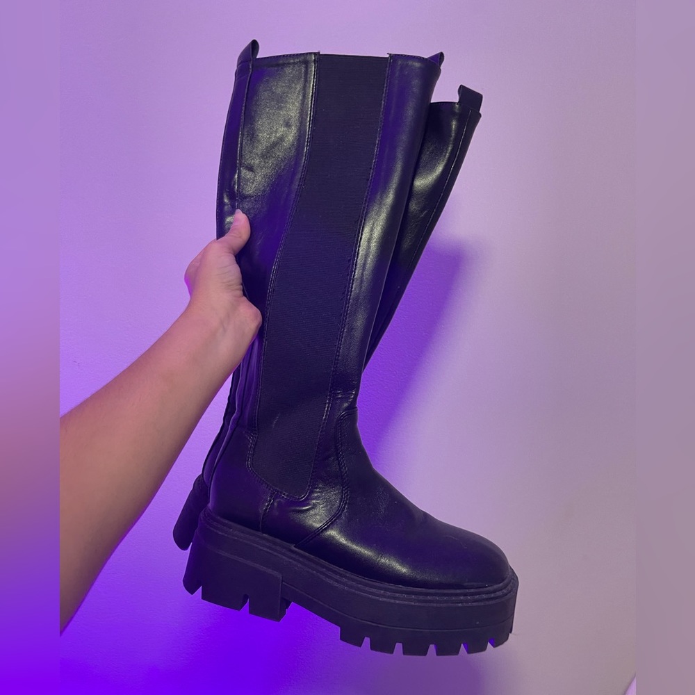 High knee boots